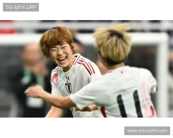 巴黎韩国中场李刚仁荣膺亚足联年度最佳国际球员奖 巴黎韩国中场李刚仁荣膺亚足联年度最佳国际球员奖